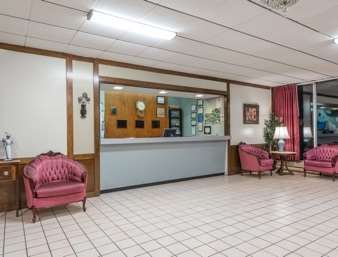 Knights Inn Napoleon Εσωτερικό φωτογραφία