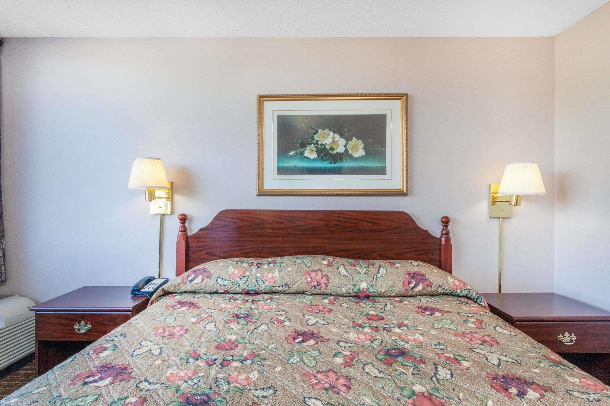 Knights Inn Napoleon Εξωτερικό φωτογραφία